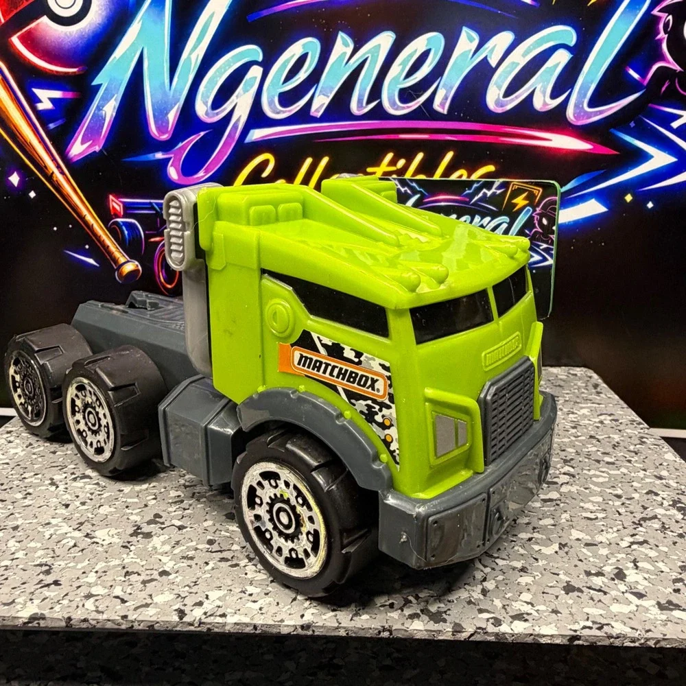 Matchbox CFM69 2014 Mattel Green Grey Off-Road Semi Truck Cab Toy Vehicle
